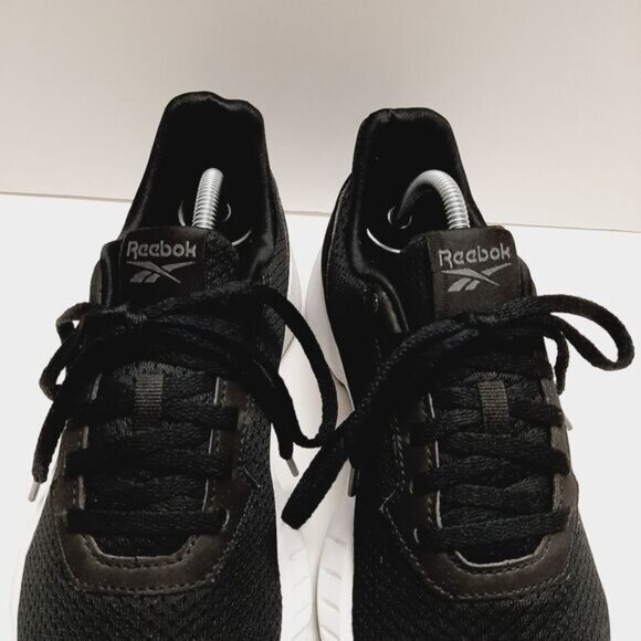 REEBOK / Athletic Running Shoes B&W Mesh Runners GW8702 Sz 8 - Picture 7 of 16